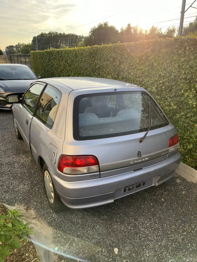 Daihatsu Charade TS - 2