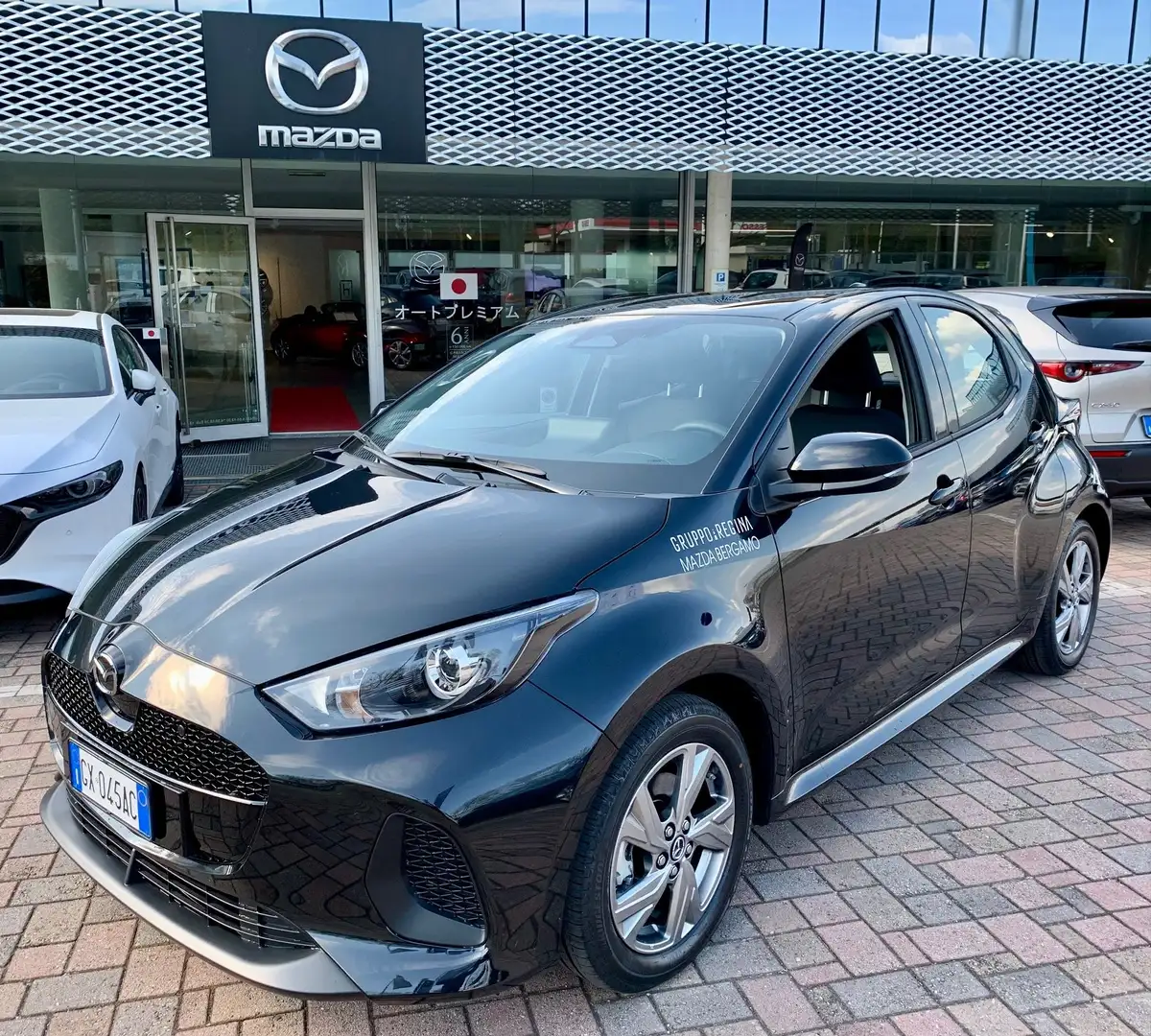 Mazda 2 1.5 hybrid Exclusive Line Fekete - 1