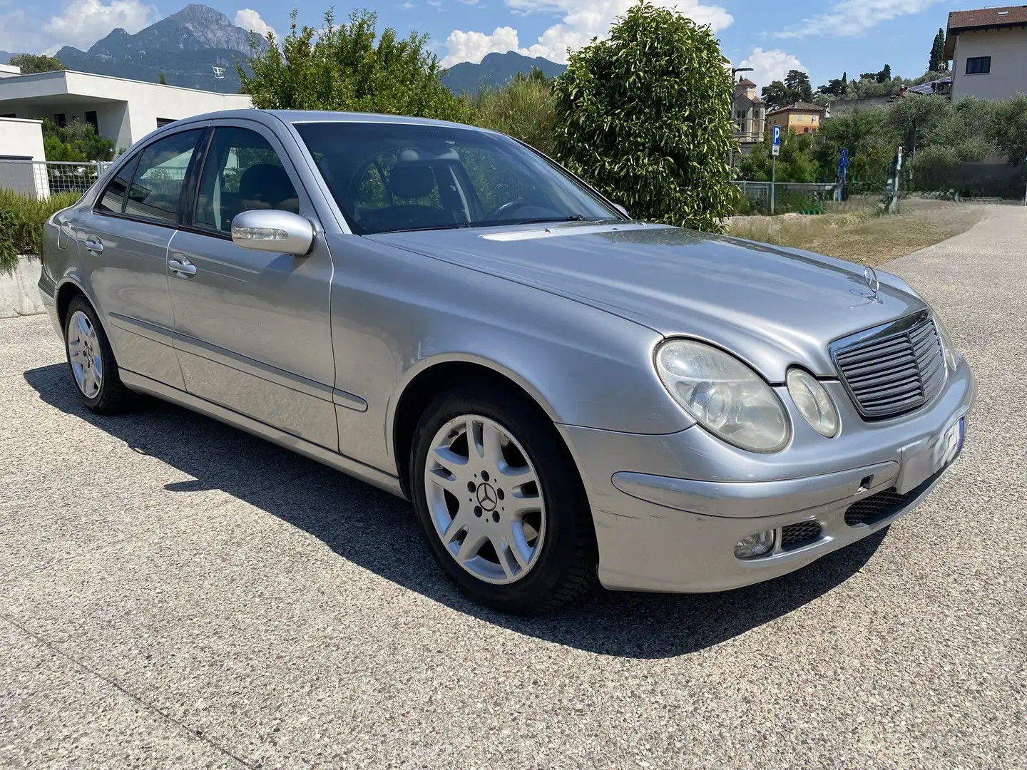 Mercedes-Benz E 220 Classe E - W211 Berlina CDi Avantgarde Argento - 1
