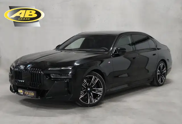 BMW i7 xDrive60 Fire Tv Amazon Bleu Led