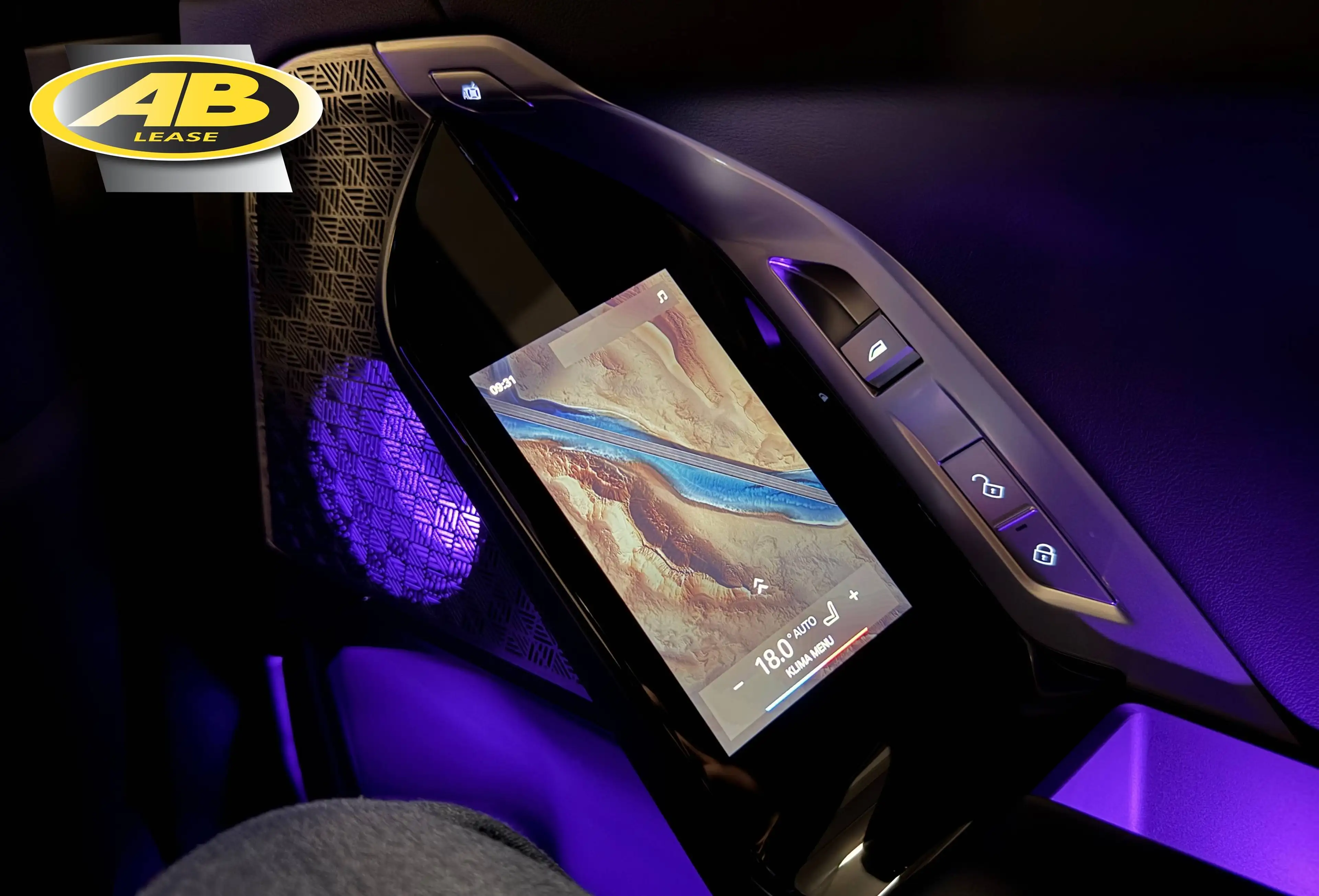 BMW i7 xDrive60 Fire Tv Amazon Bleu Led — photo 14