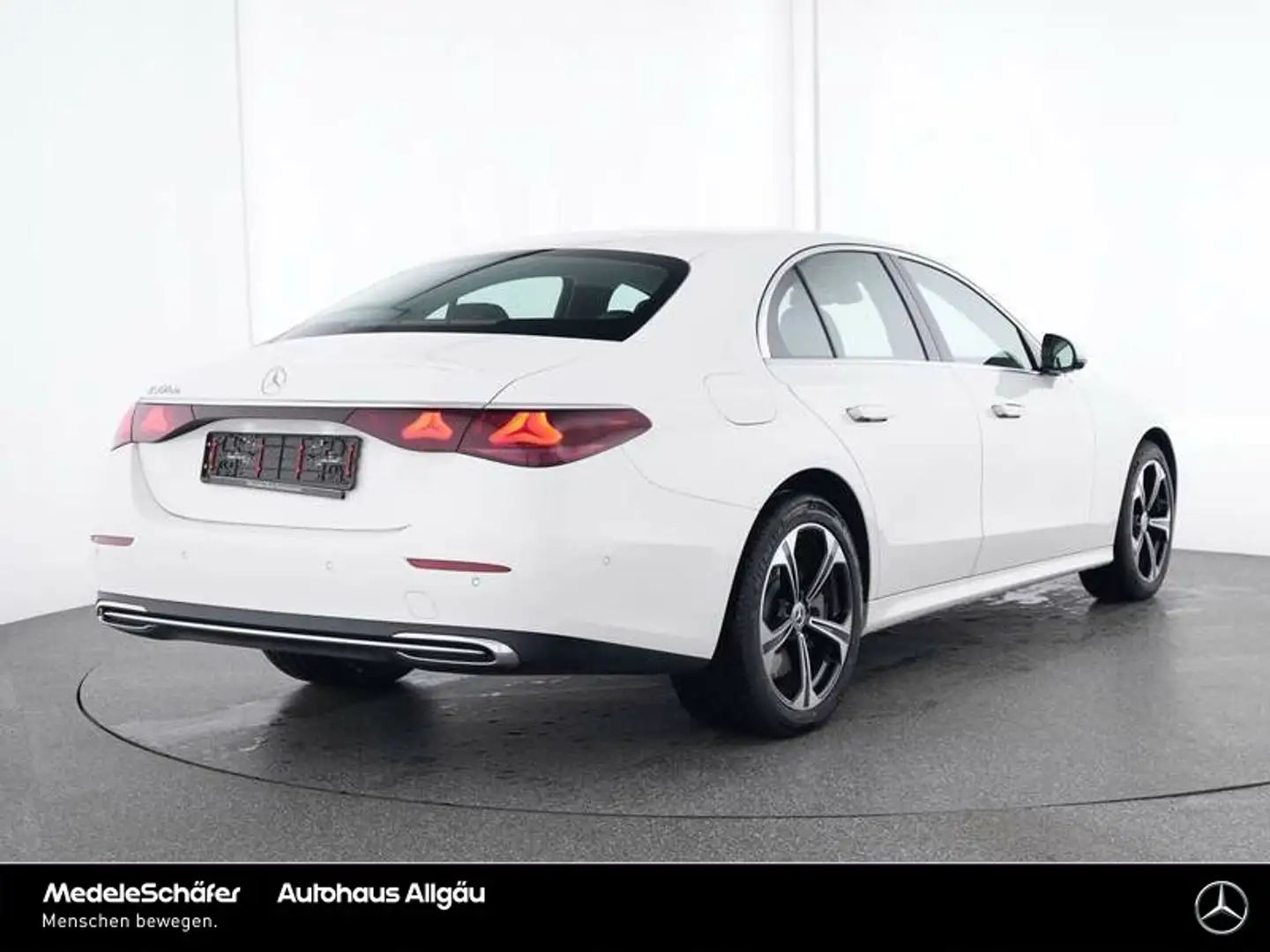 Mercedes-Benz E 300 E 300 de Avantgarde 19° D-Light 360° Distronic Weiß - 2