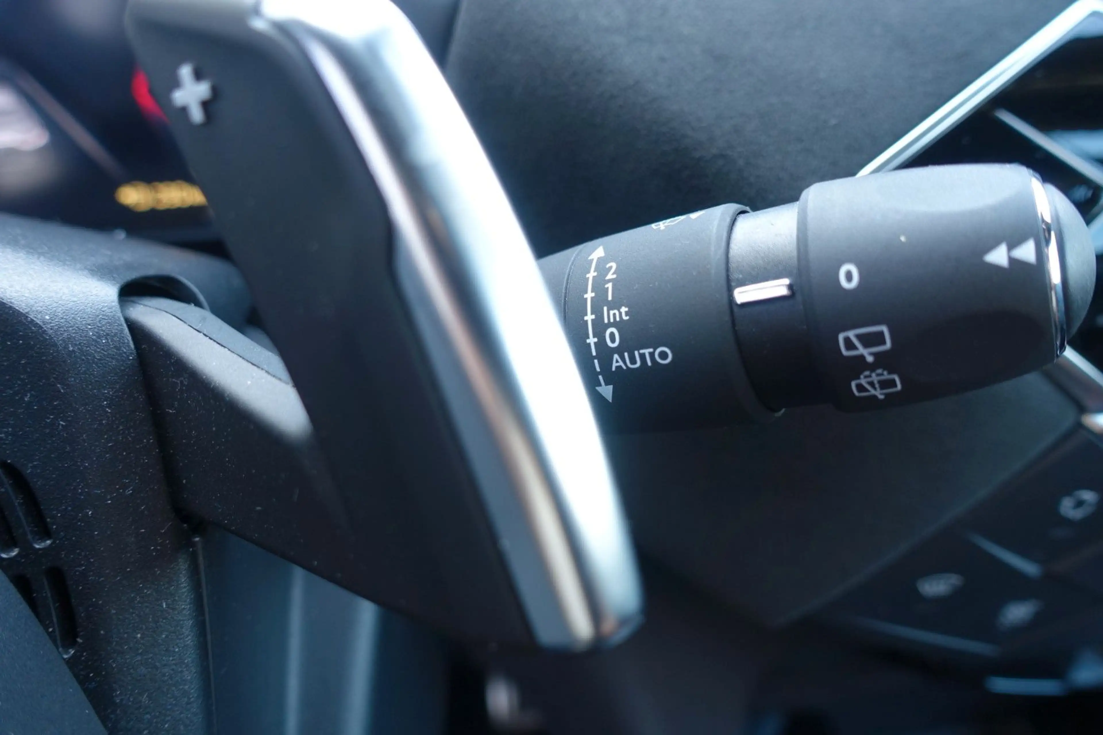DS Automobiles DS 3 Crossback So Chic -NAVI -Einparkhilfe-Kamera — photo 14