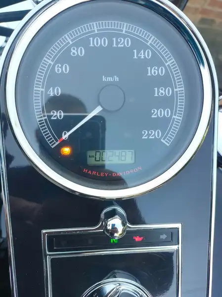 Harley-Davidson Deluxe - foto 8