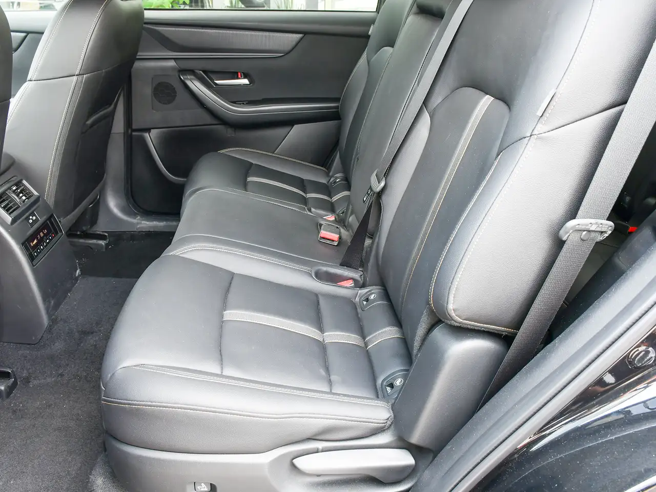 Mazda CX-90 MHEV снимка Mazda CX-90 MHEV