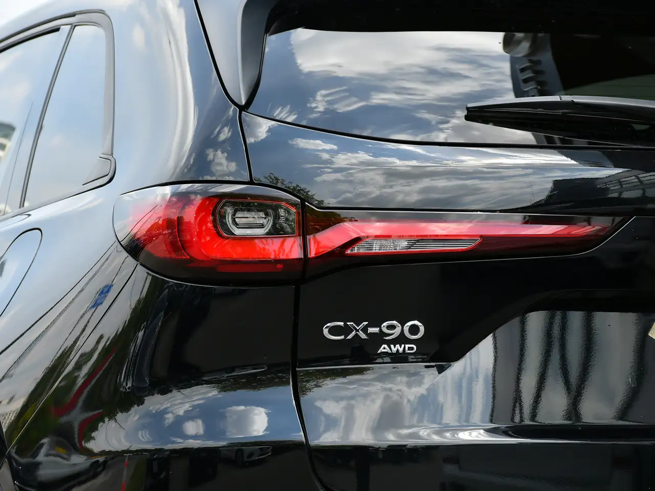 Mazda CX-90 MHEV снимка Mazda CX-90 MHEV