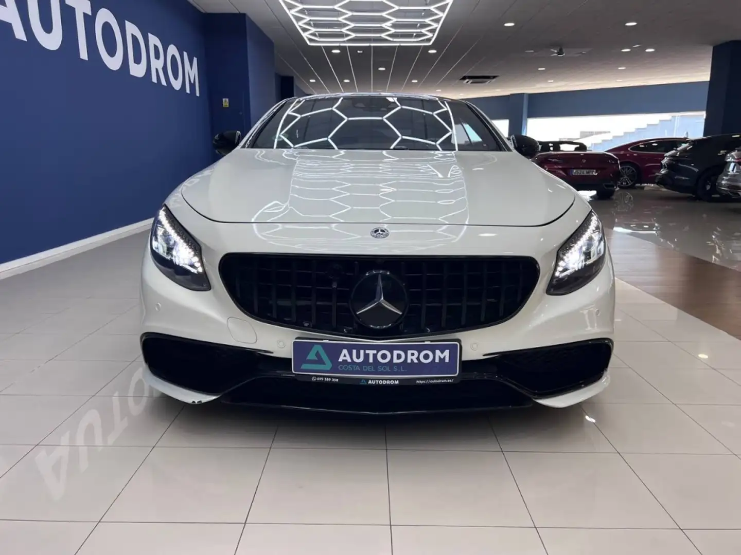 Mercedes-Benz S 63 AMG Coupé 4Matic Aut. Blanc - 2