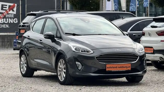Ford Fiesta Titanium * Service gepflegt* 8FACH*