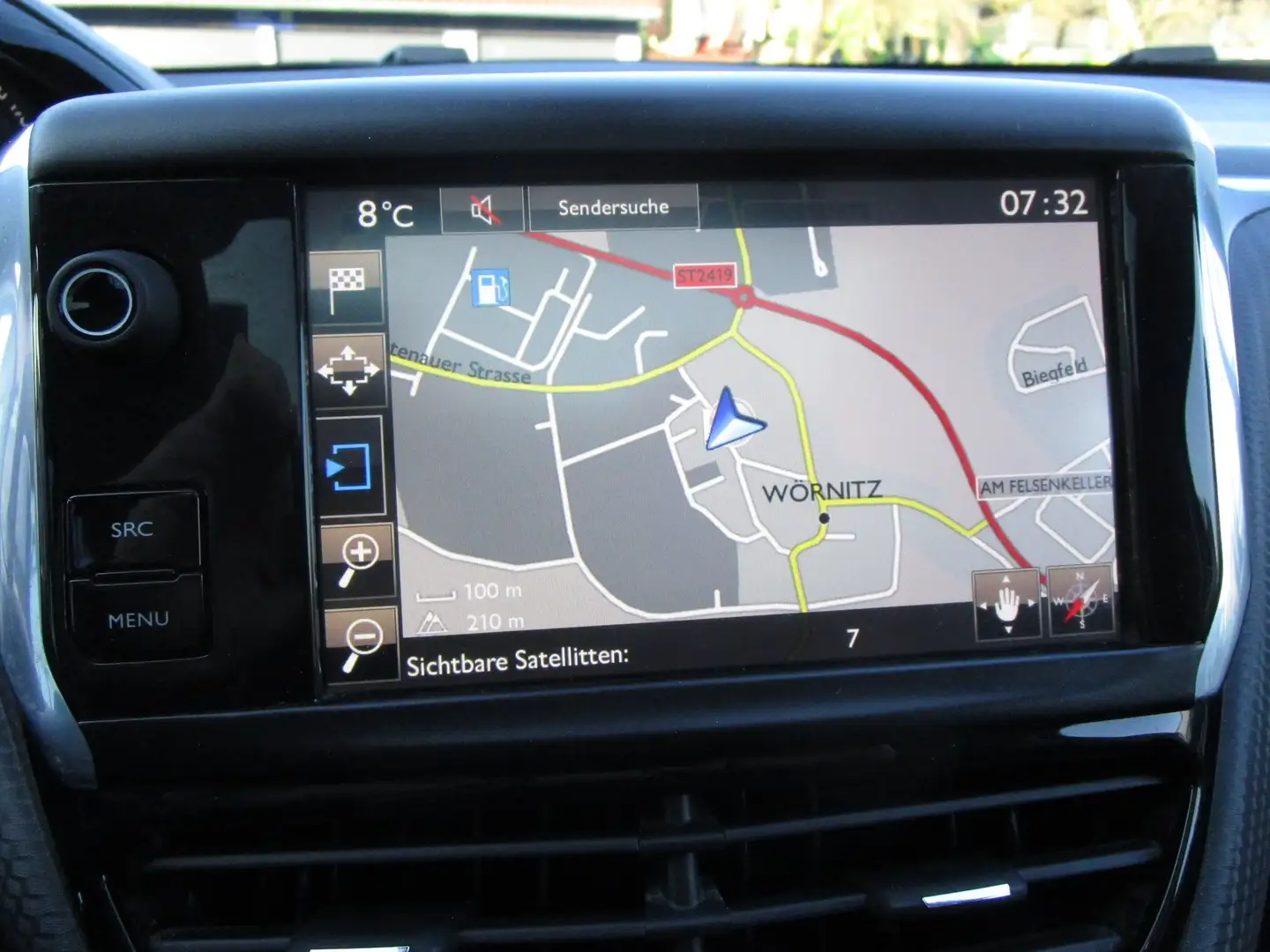 Peugeot 2008 Style Braun - 2
