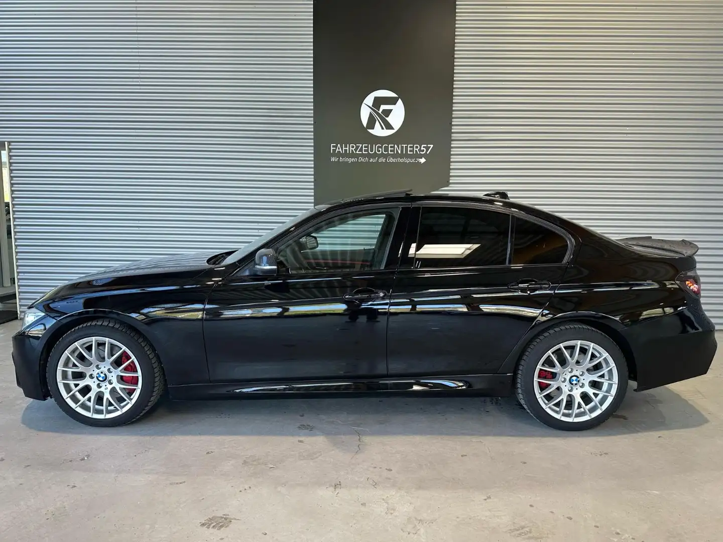 BMW 335 i xDrive M3 OPTIK/OLED/HUD/H&K/BI-XENON Schwarz - 2