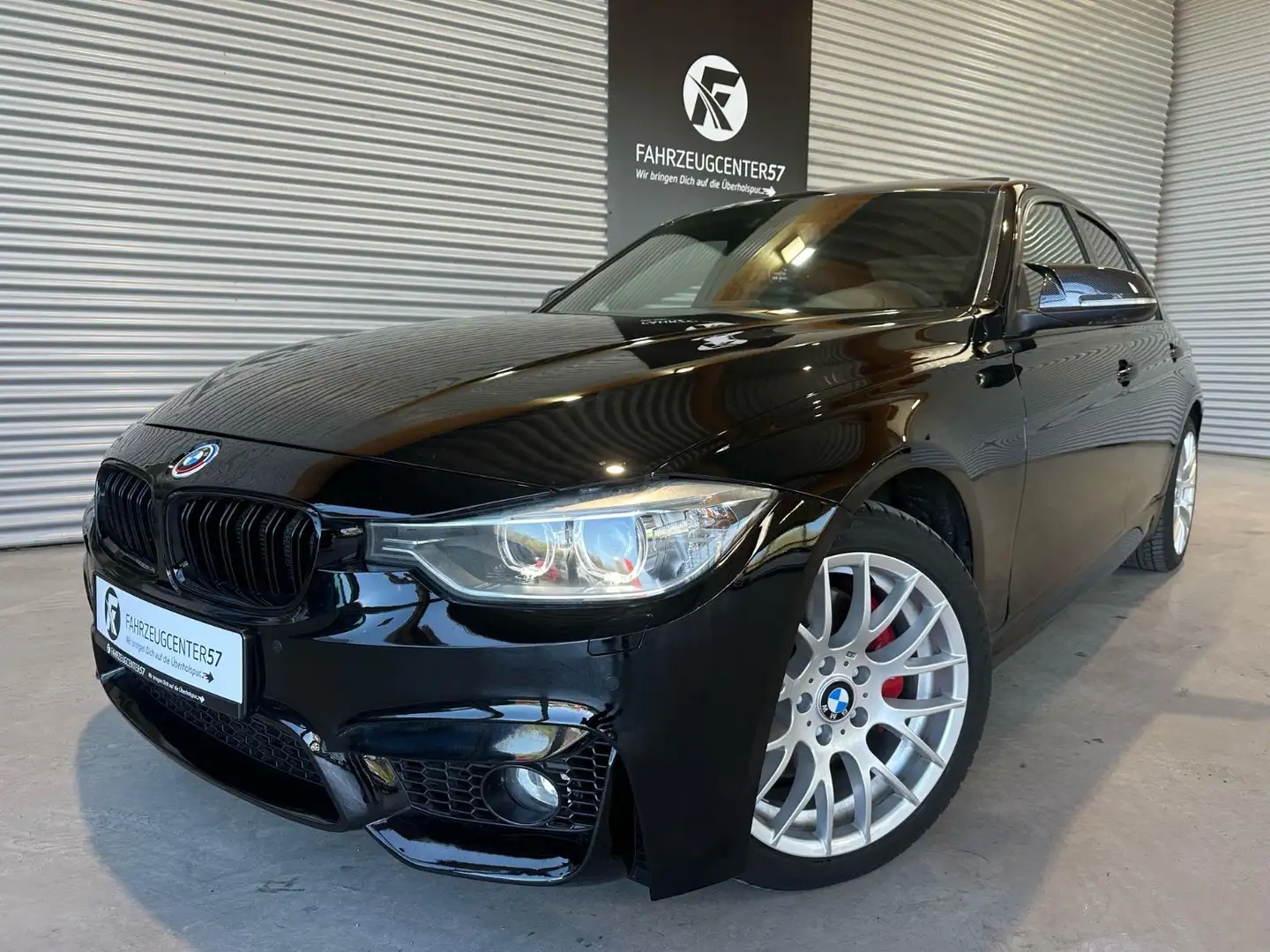 BMW 335 i xDrive M3 OPTIK/OLED/HUD/H&K/BI-XENON Schwarz - 1