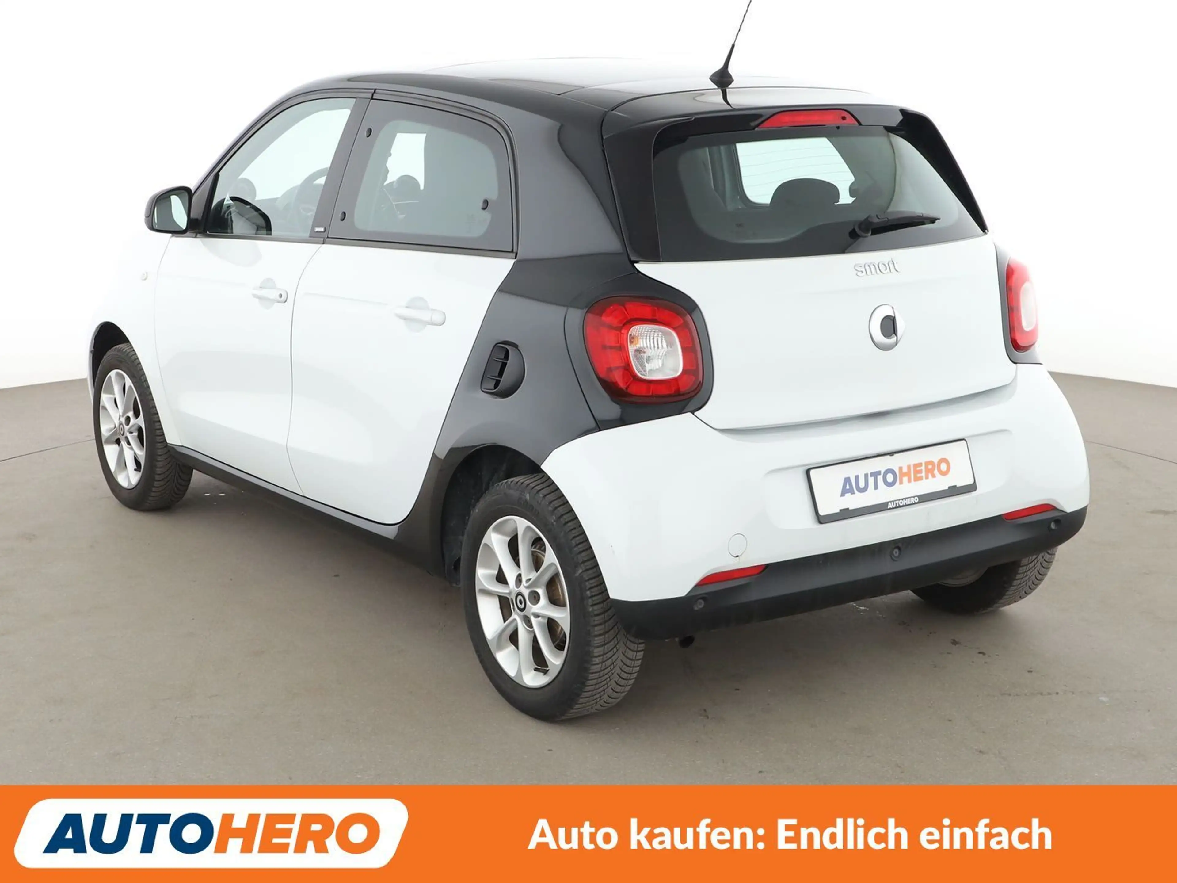smart forFour 0.9 Turbo passion *NAVI*TEMPO*PANO*PDC*SHZ* — photo 4