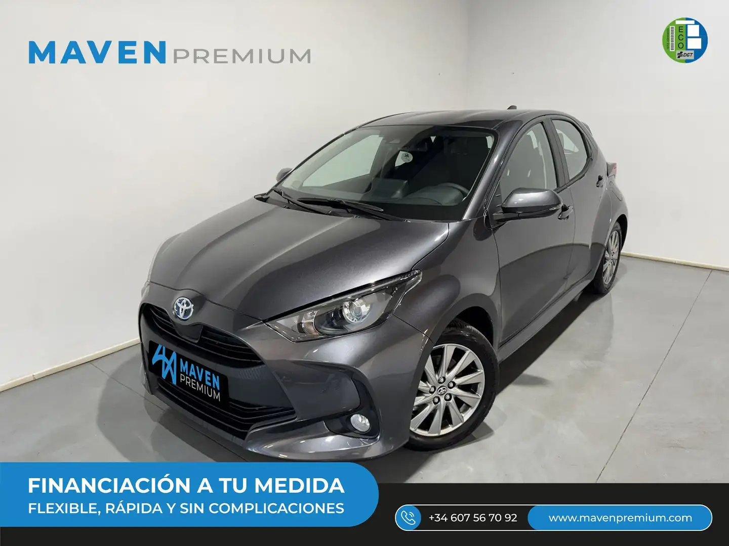 Toyota Yaris 1.5 120H Active Tech Gris - 1