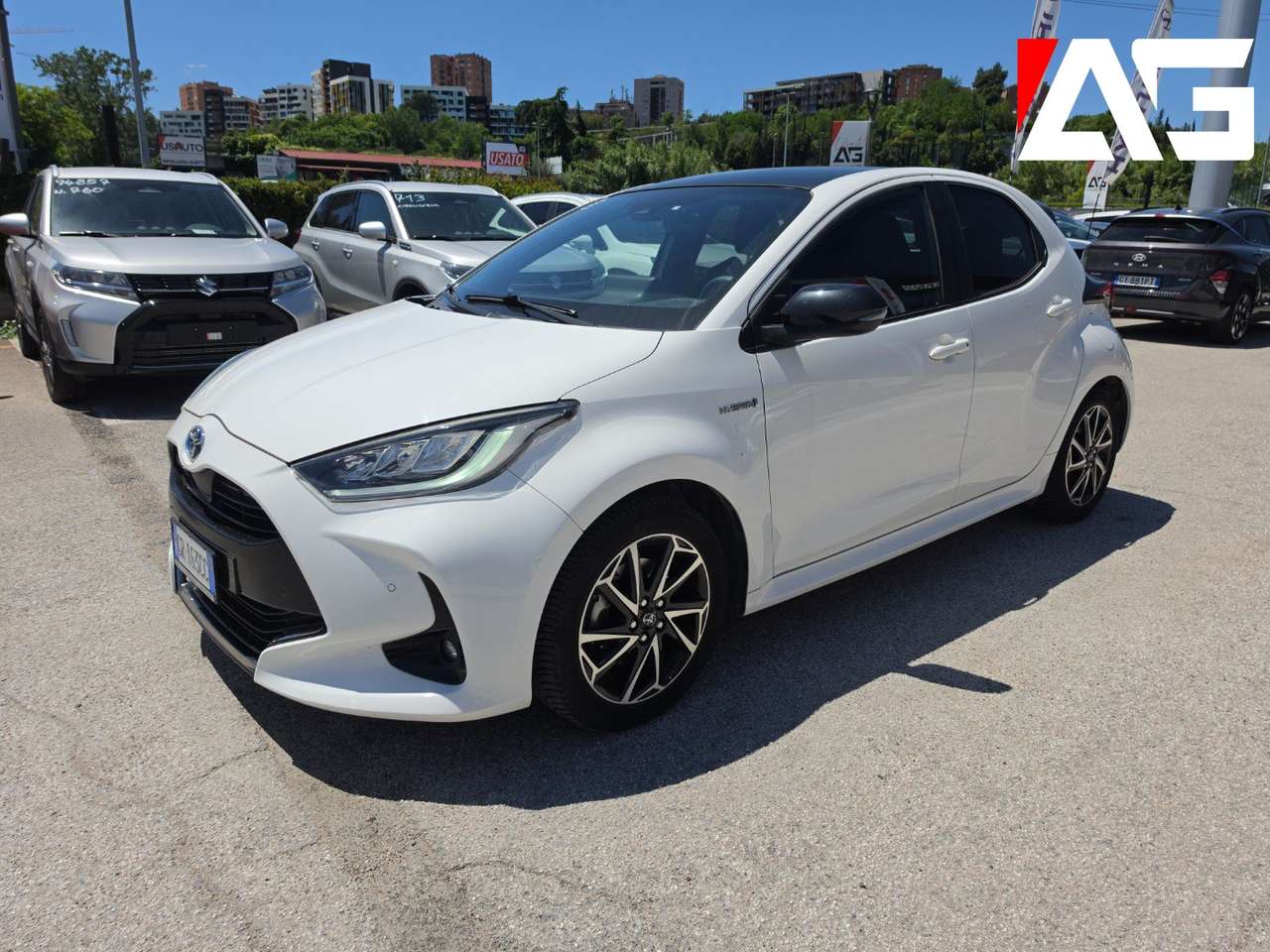 Toyota Yaris IV 2020 1.5h Lounge