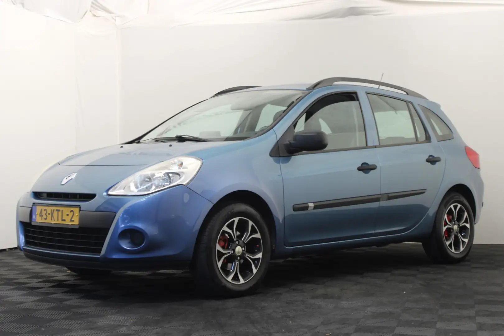Renault Clio Estate 1.2 TCE Special Line Blauw - 1