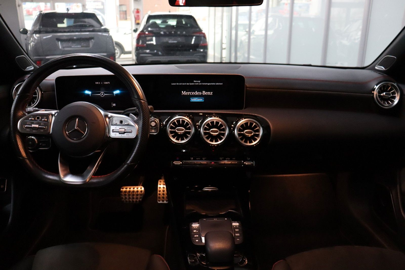 Mercedes-Benz CLA 250 CLA 250 AMG Line 4Matic Navi Burmester Panorama — photo 7