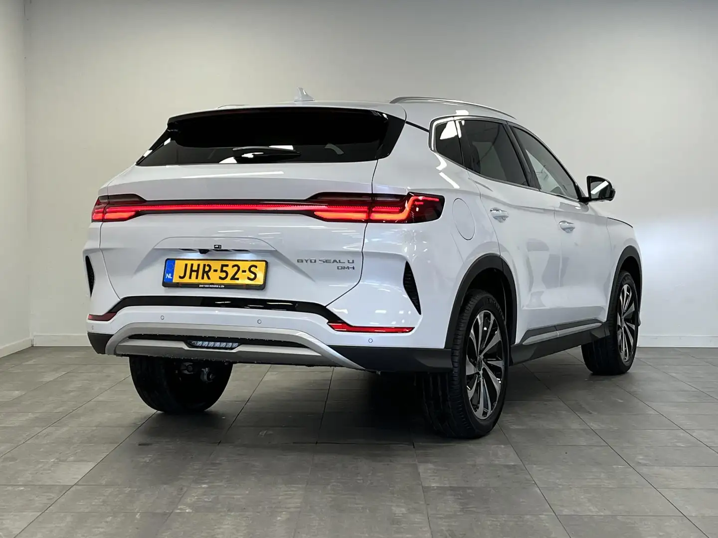 BYD Seal U 1.5 DM-i FWD Boost | LEDER | HUD | PANO | 19INCH | Weiß - 2