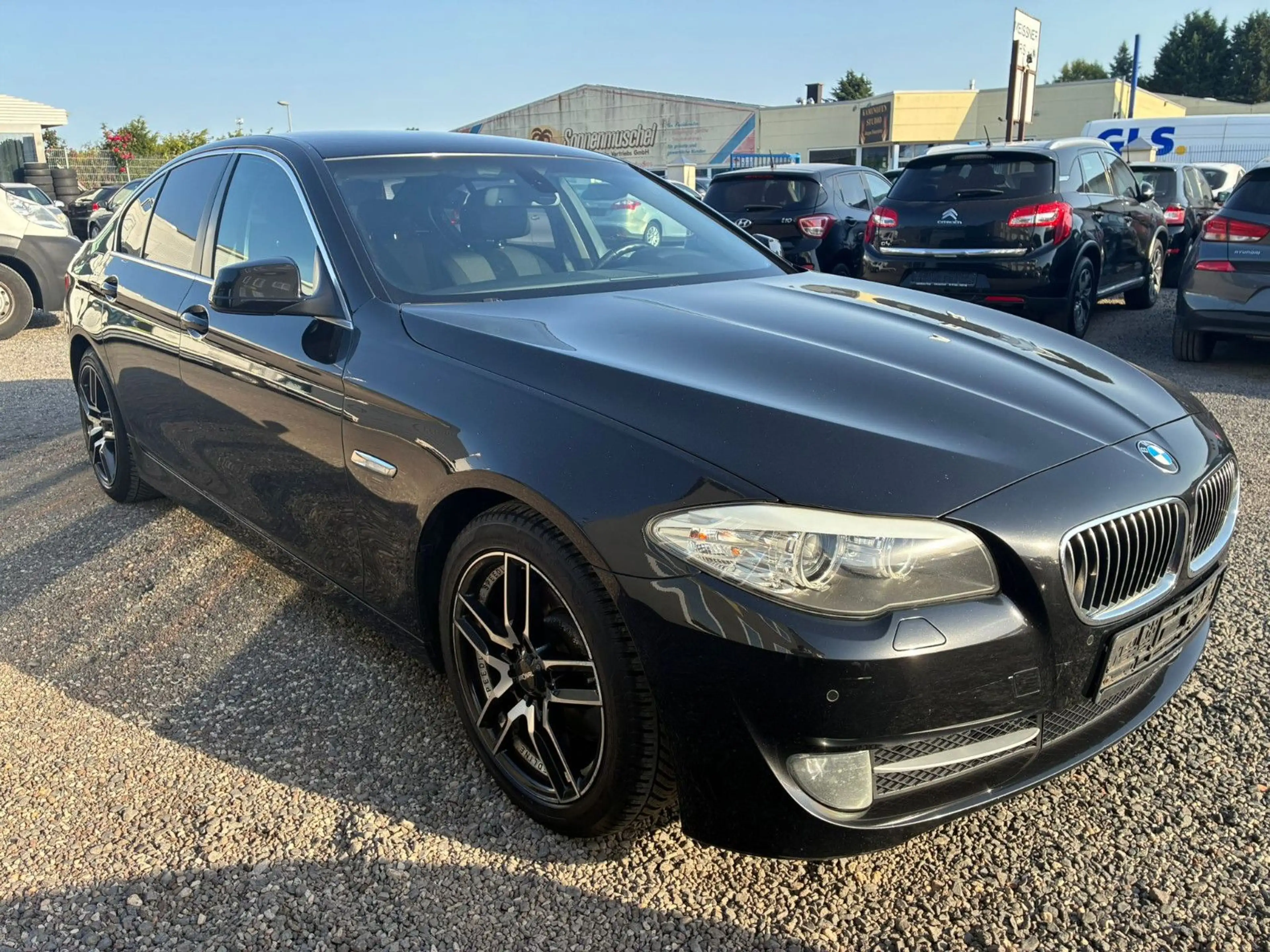 BMW 523 5 Limousine 523 i*2.HD*TüvNeu*Navi* — photo 4