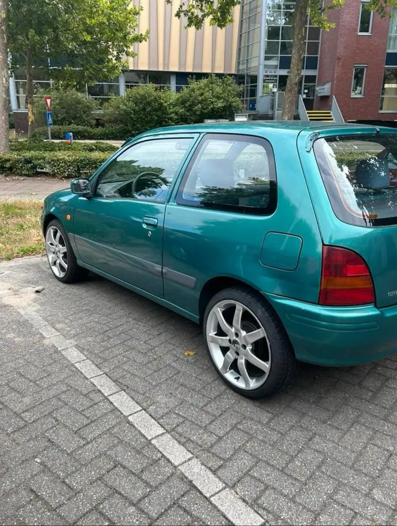 Toyota Starlet 1.3-16V Verde - 2