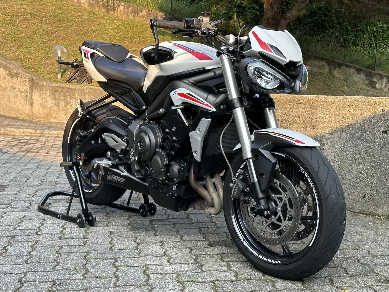 Triumph Street Triple S