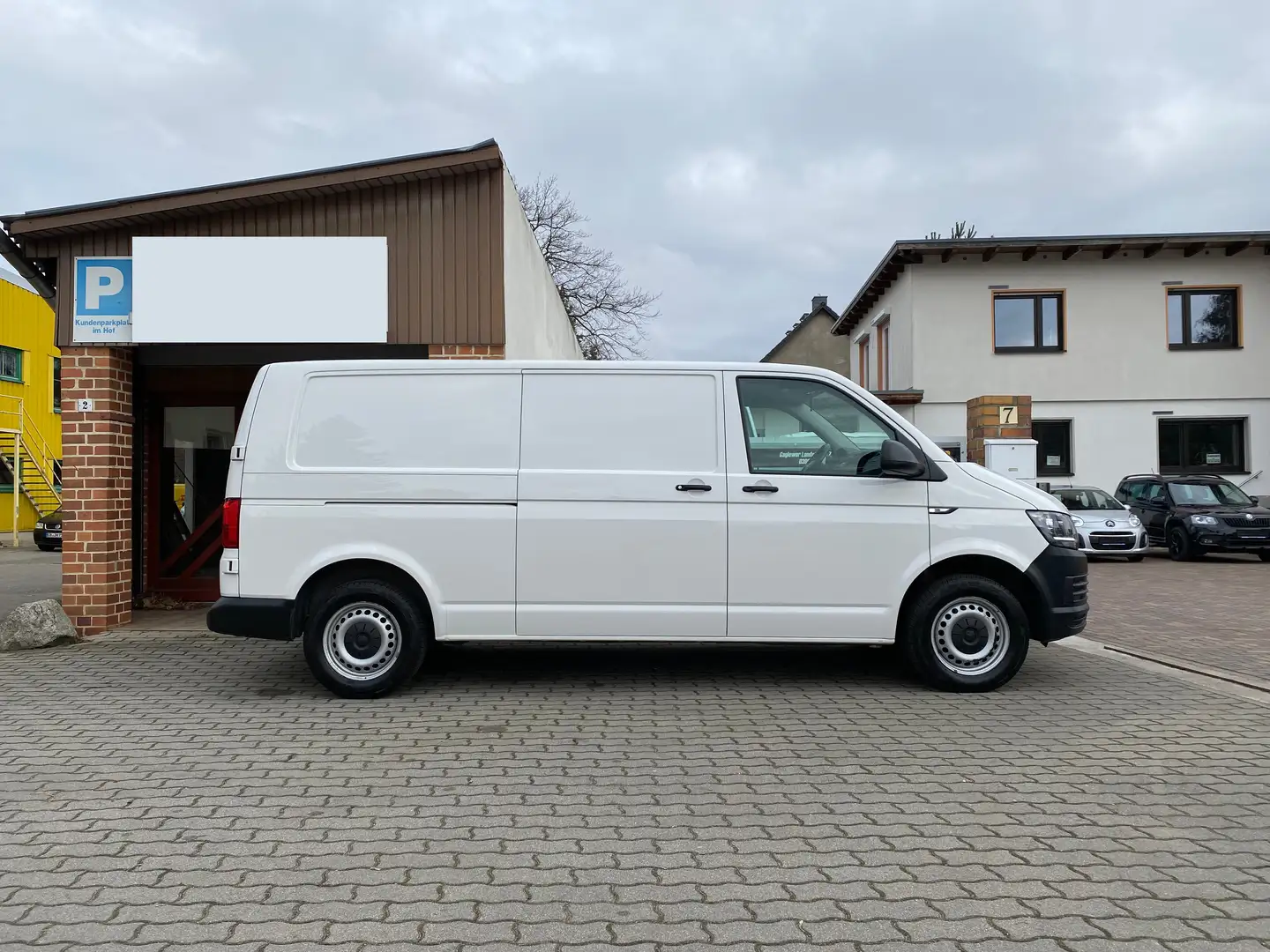 Volkswagen T6 Transporter Kasten" lang " Klima - Tempomat Weiß - 1
