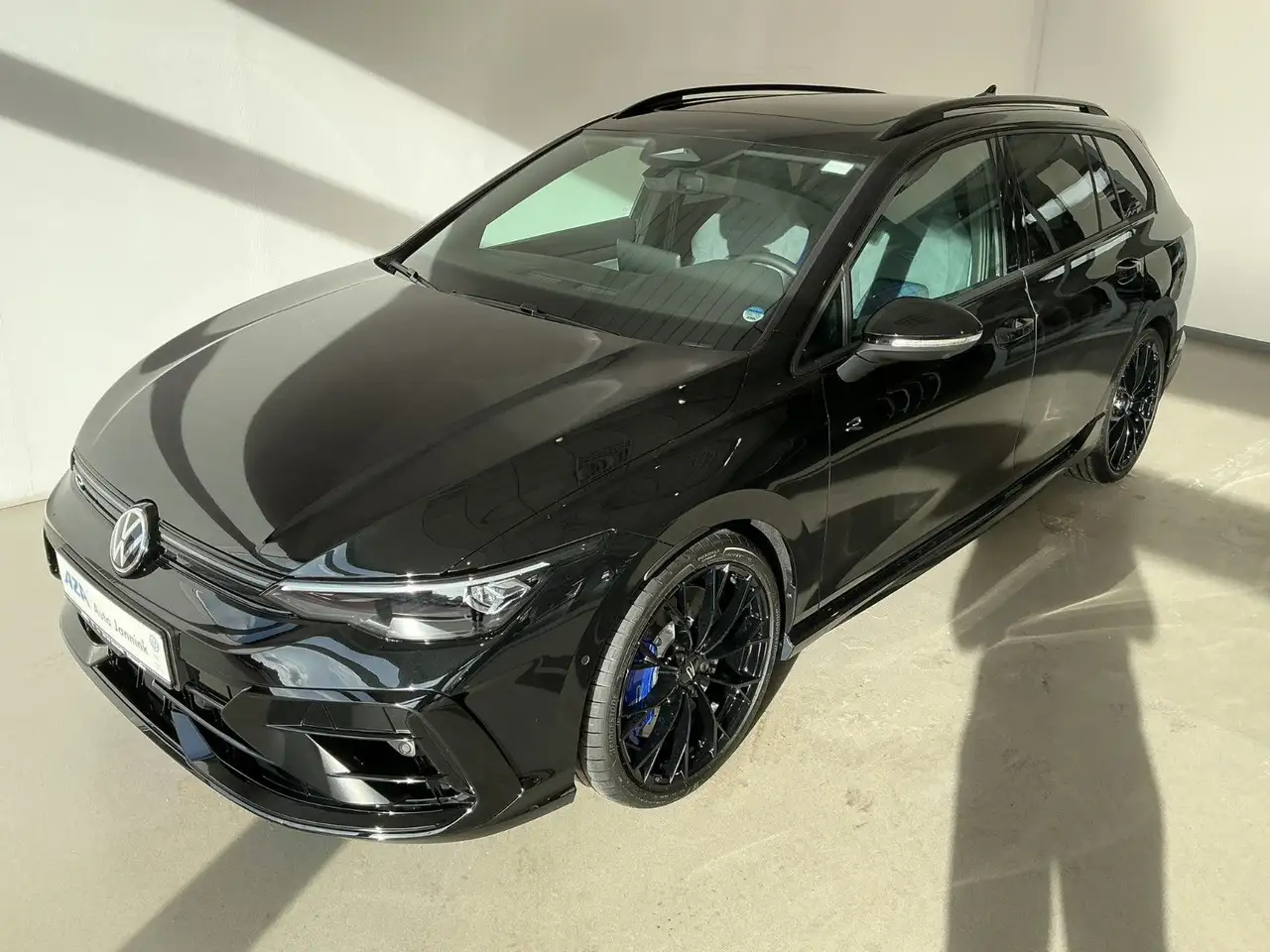 Volkswagen Golf R Variant 2.0 TSI | AHK | Panorama | DCC 2
