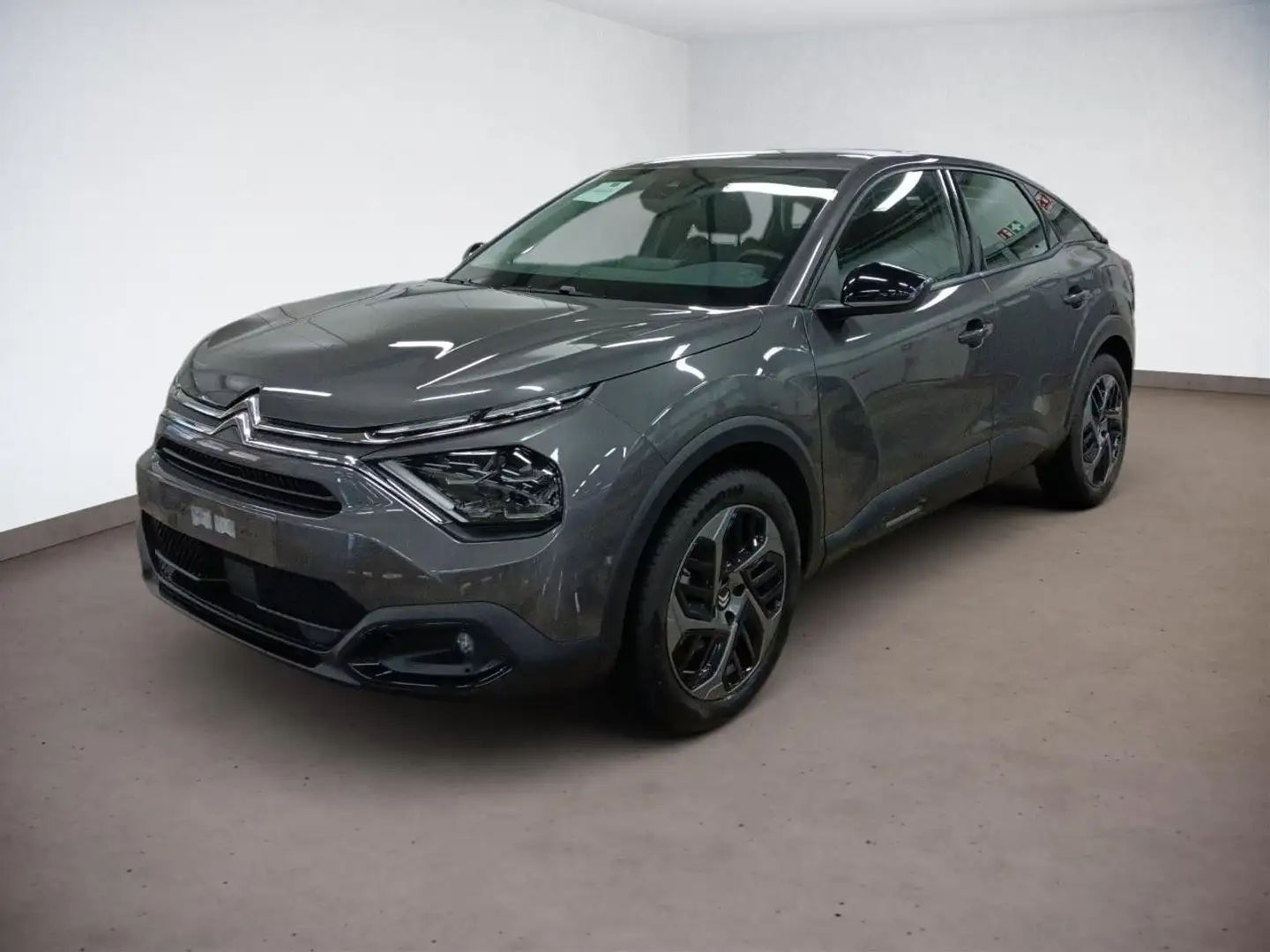 Citroen C4 PureTech 130 Stop&Start AT8 Plus *PDC* Grijs - 2