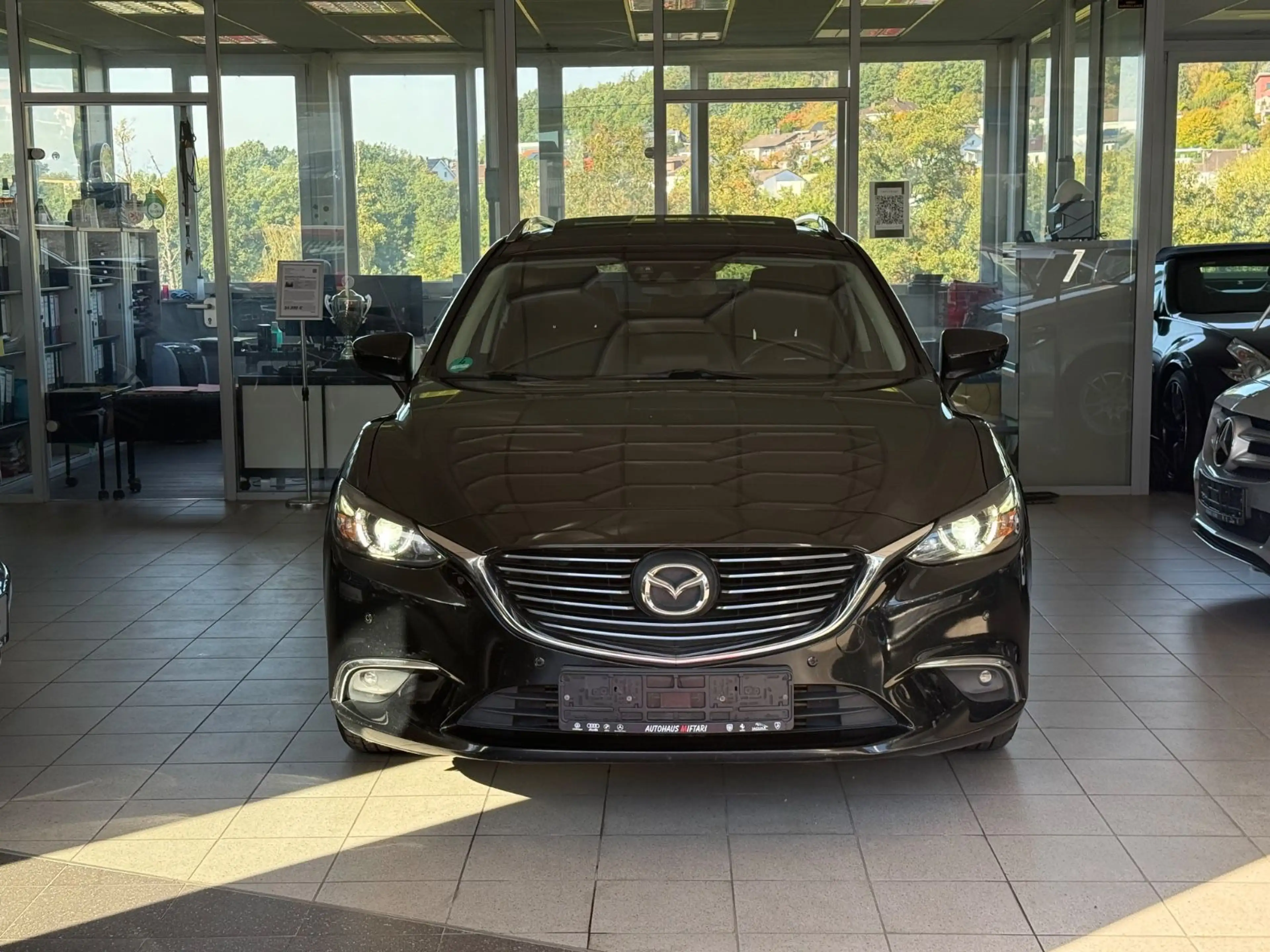 Mazda 6 Kombi 2.2 Sports-Line 4x4 Navi Leder Bose Navi — photo 6