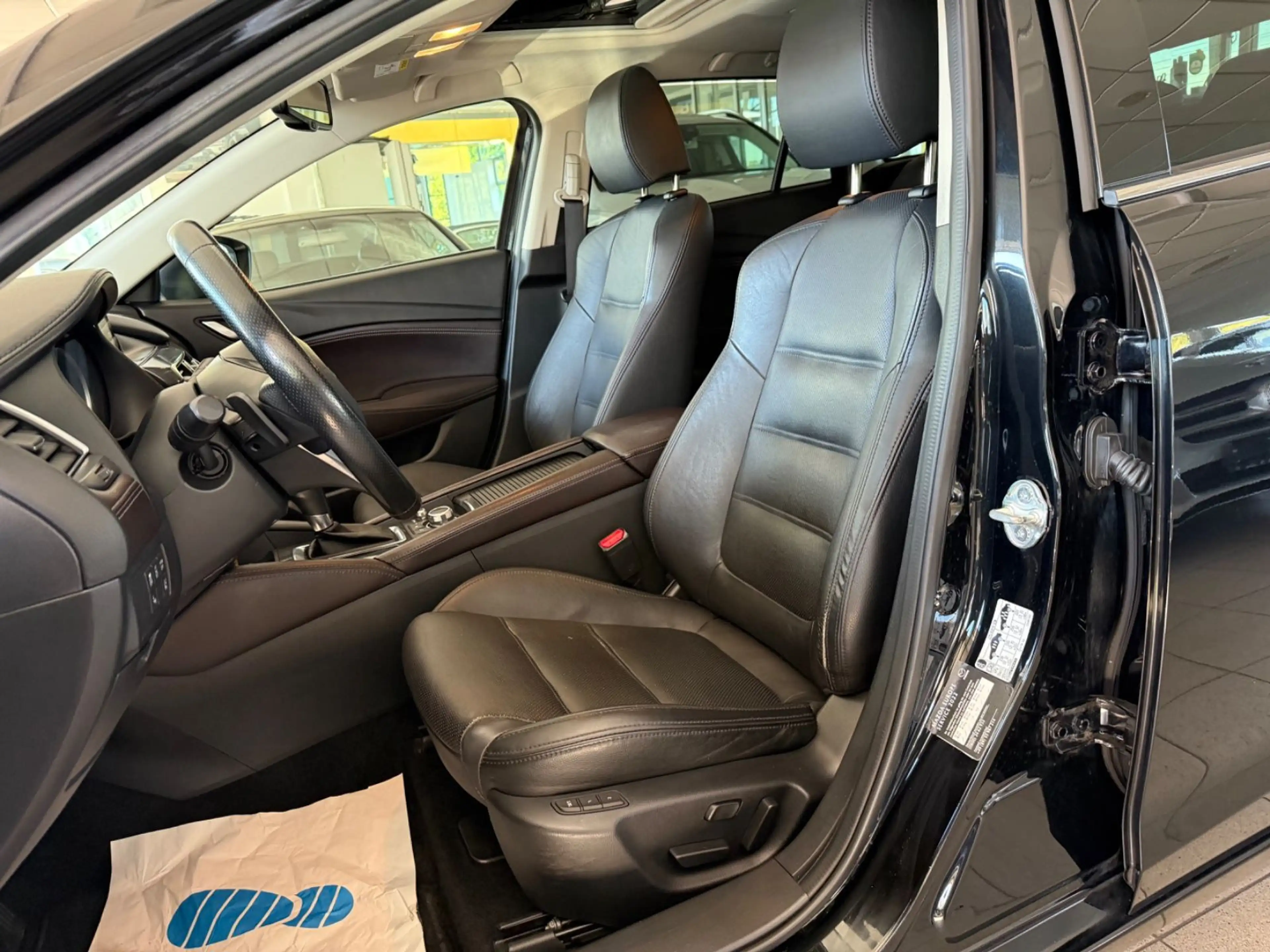 Mazda 6 Kombi 2.2 Sports-Line 4x4 Navi Leder Bose Navi — photo 12
