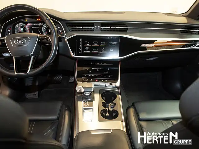Audi A6 view 10