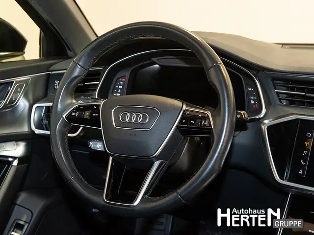 Audi A6 view 7
