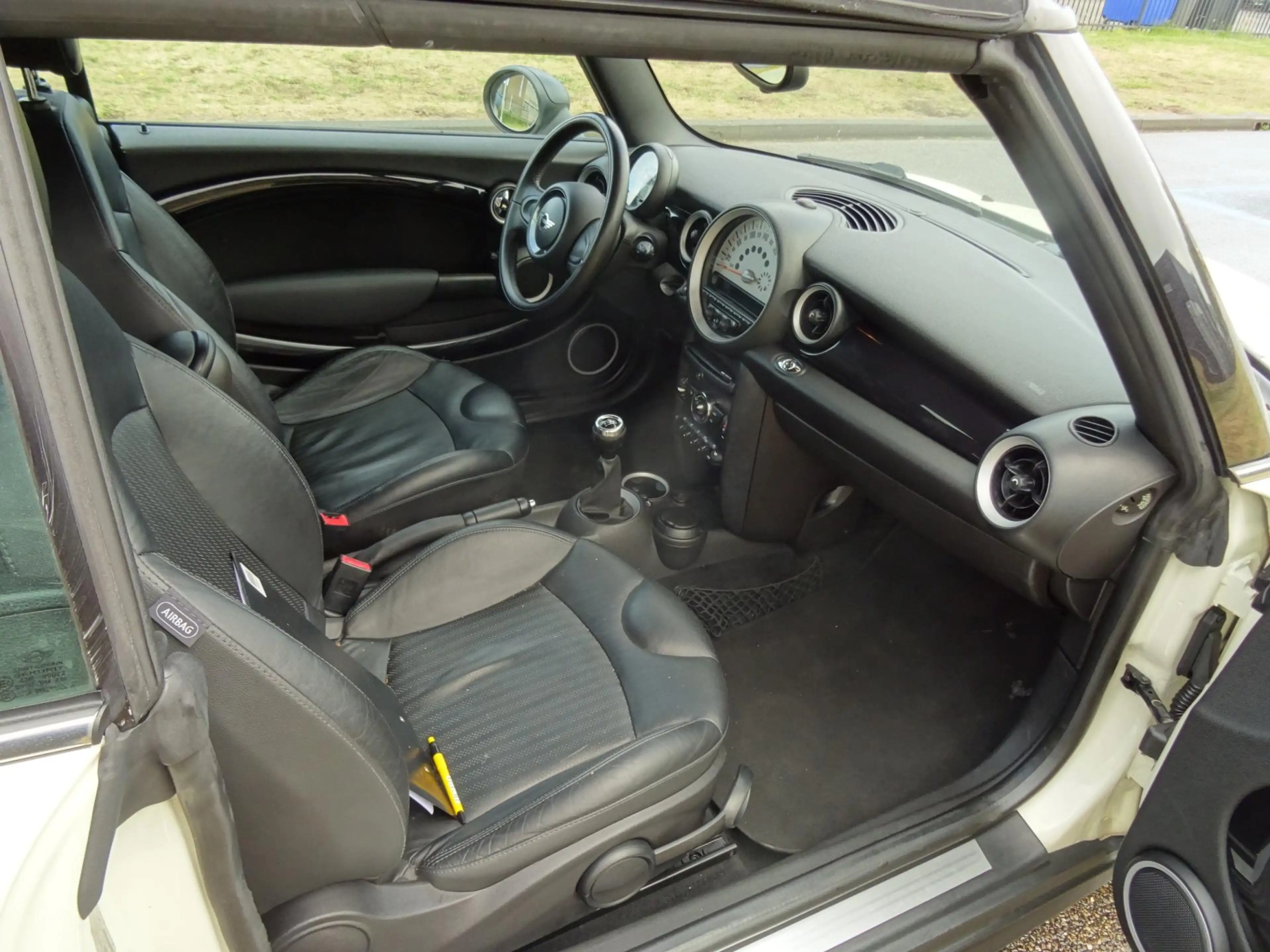 MINI One Cabrio Mini 1.6 Salt — photo 10