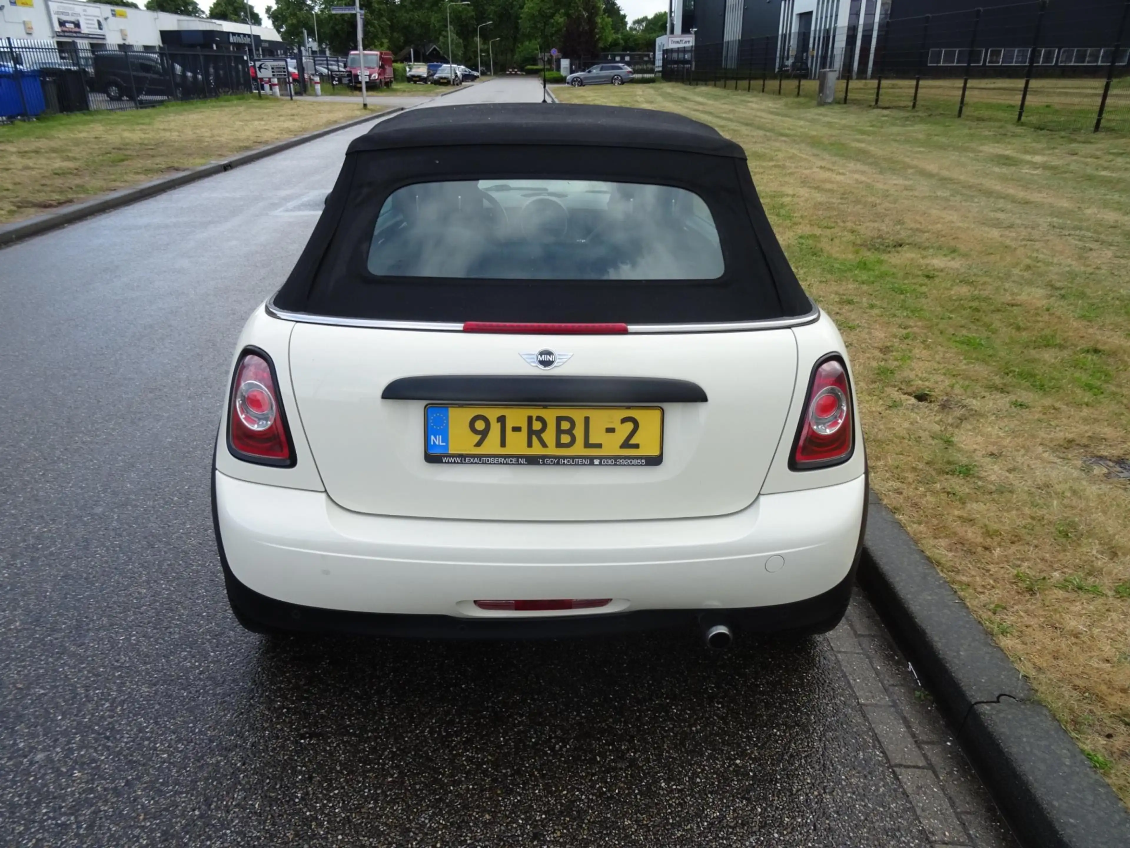MINI One Cabrio Mini 1.6 Salt — photo 4