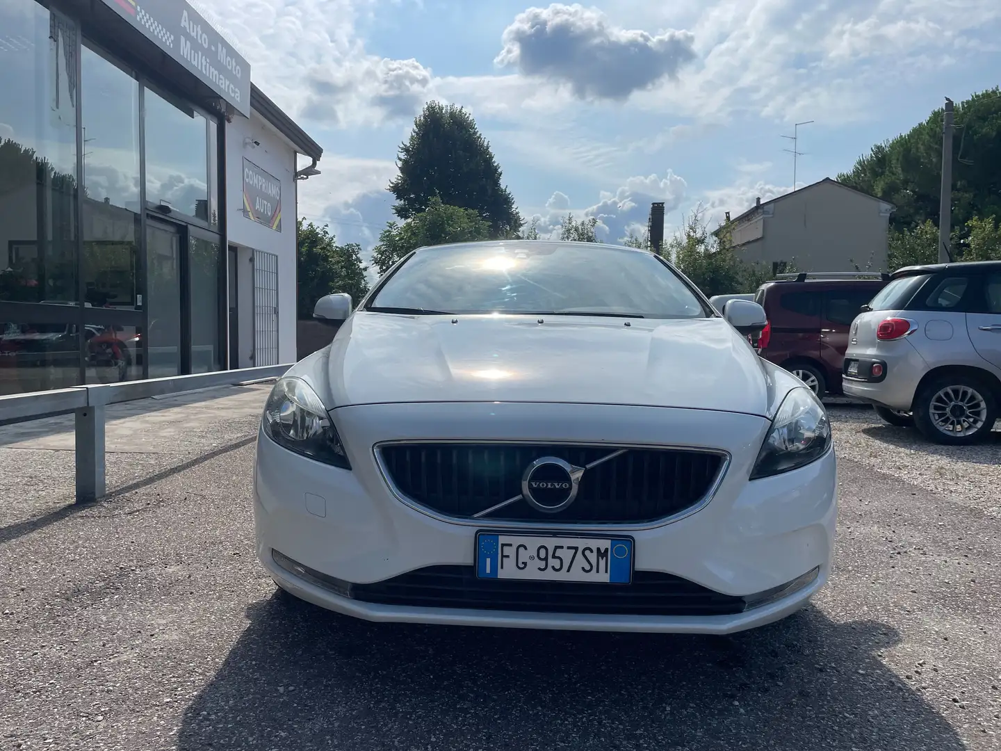 Volvo V40 V40 II 2012 2.0 d2 Business my17  X NEOPATENTATI Bianco - 2