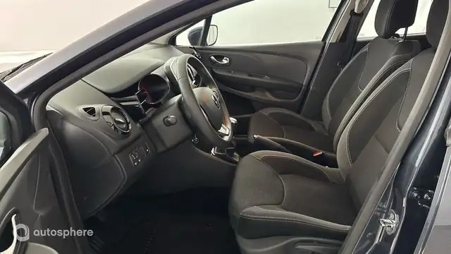 Renault Clio view 12
