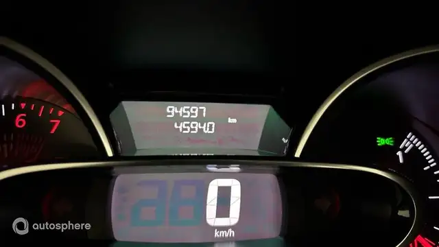 Renault Clio view 9