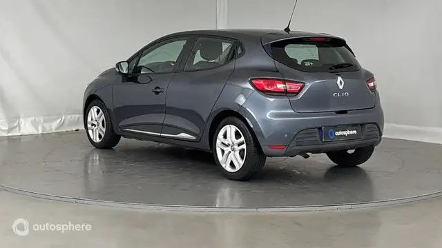 Renault Clio view 8