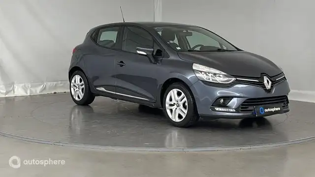 Renault Clio view 3