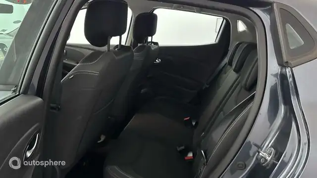 Renault Clio view 13