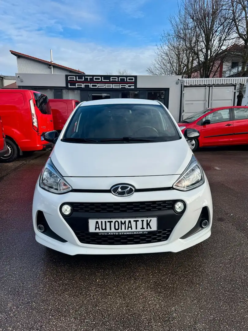 Hyundai i10 Passion*1.HAND*AUTOMATIK*SHZ*87 PS* Blanc - 2