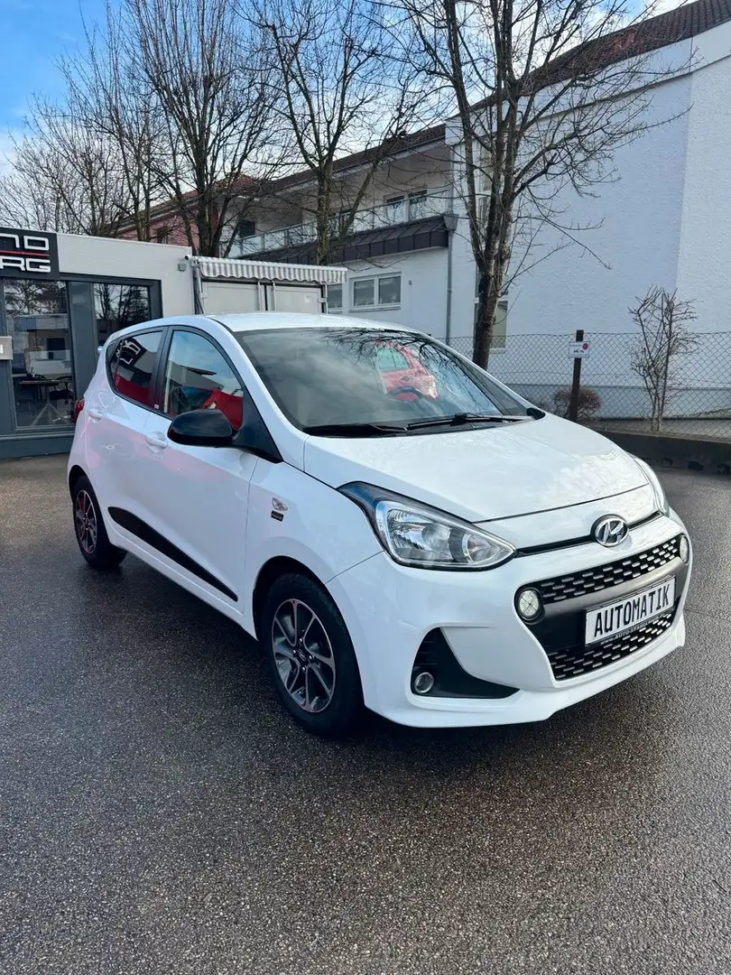Hyundai i10 Passion*1.HAND*AUTOMATIK*SHZ*87 PS* Blanc - 1