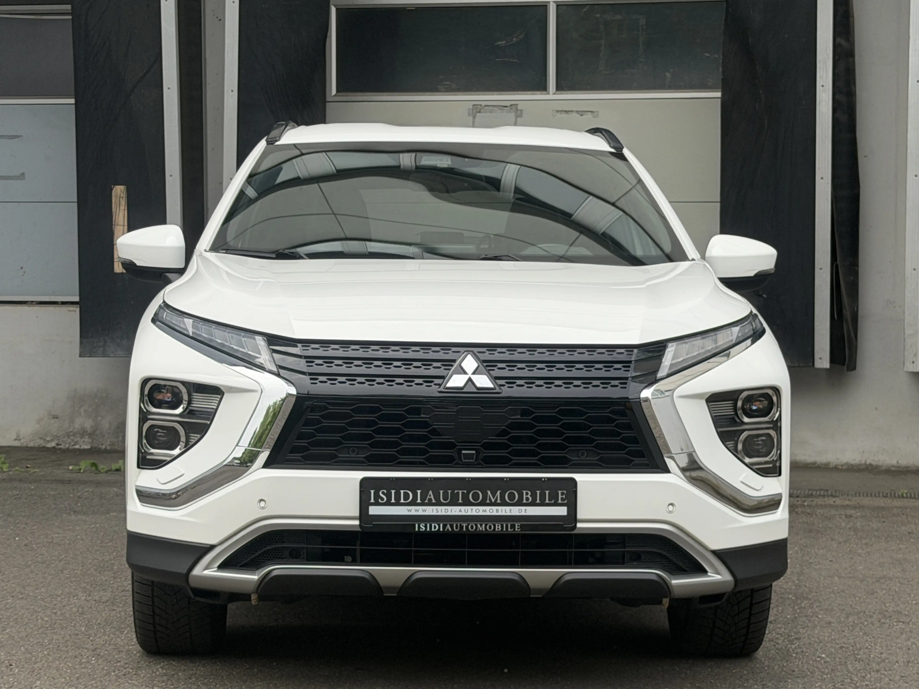 Mitsubishi Eclipse Cross Plus Hybrid 4WD LED Navi RüKamera — photo 10