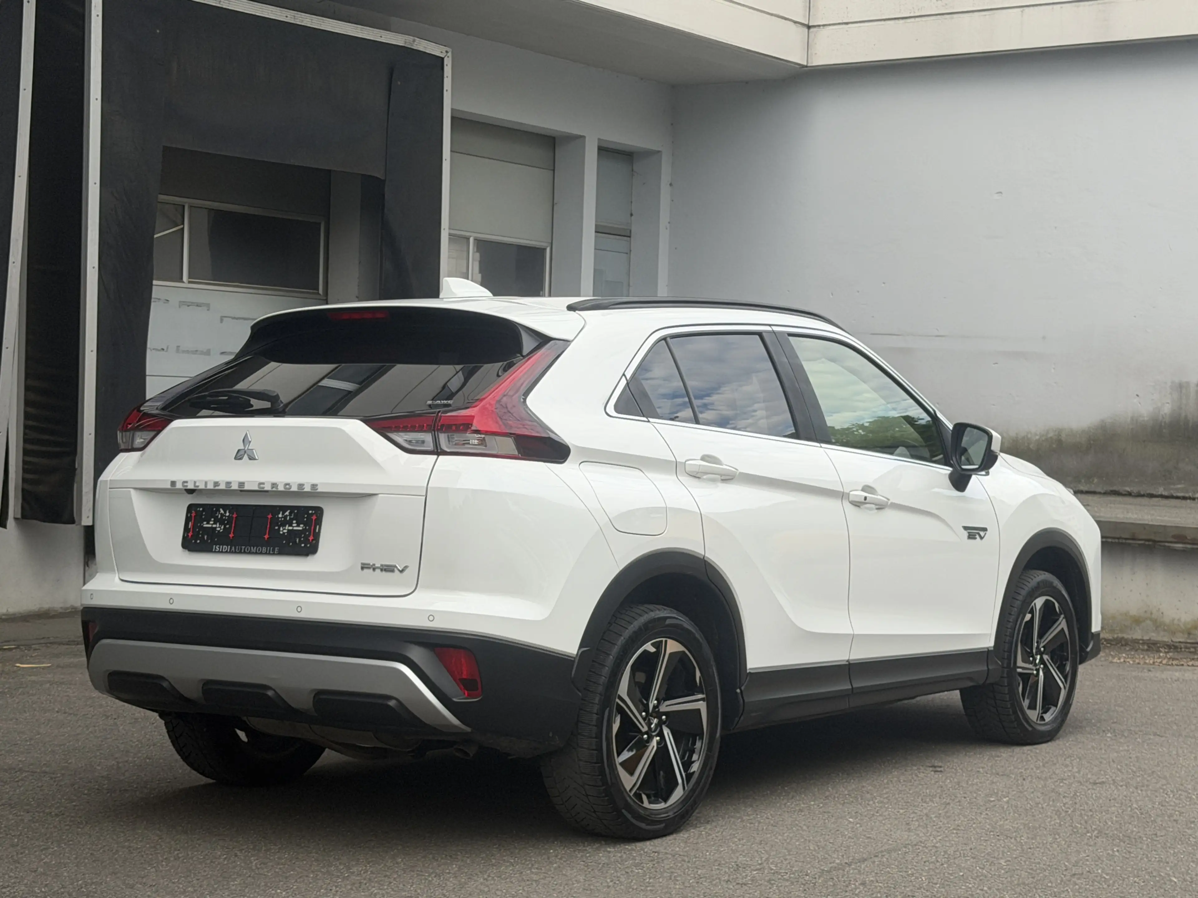 Mitsubishi Eclipse Cross Plus Hybrid 4WD LED Navi RüKamera — photo 6