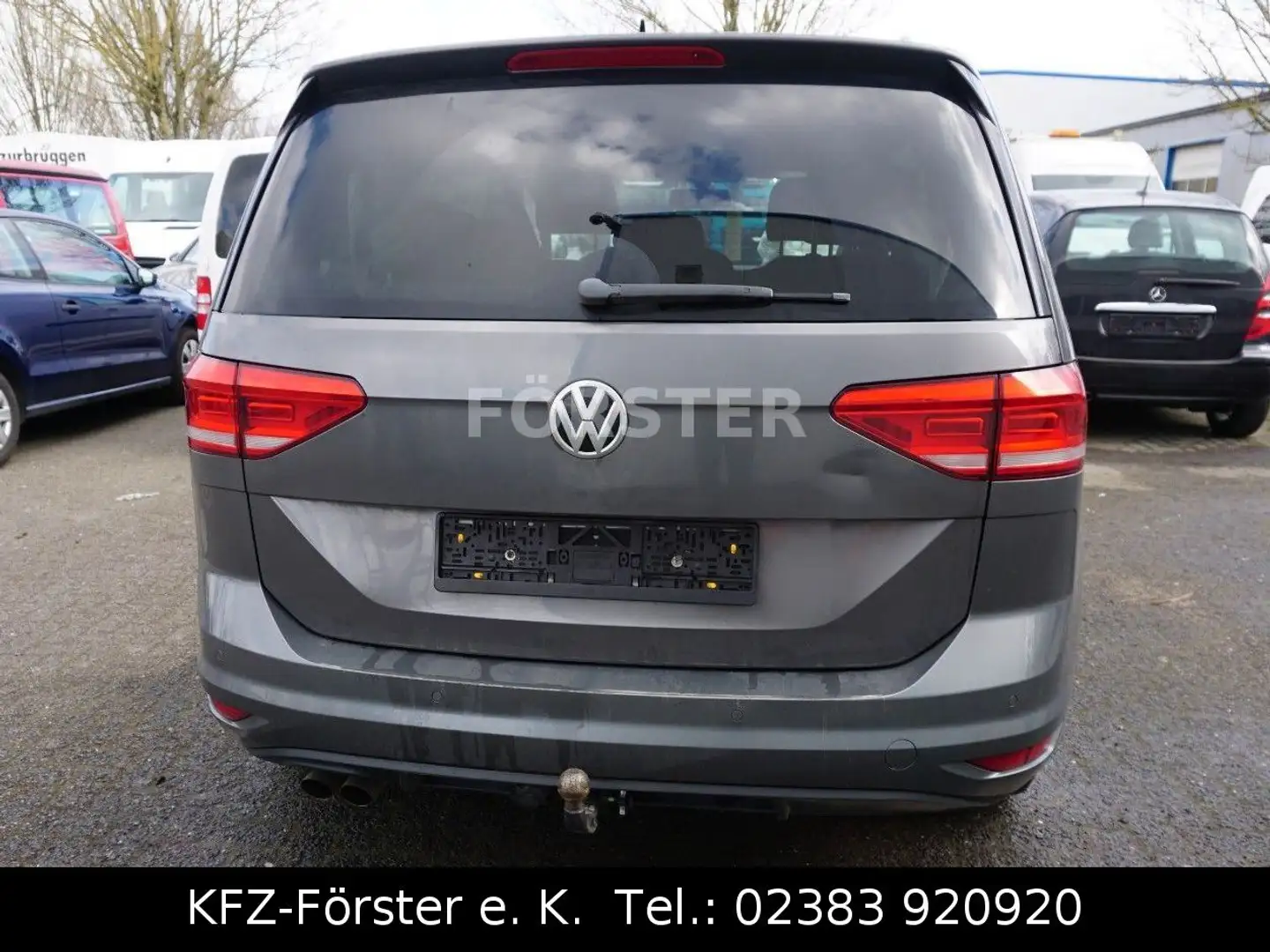 Volkswagen Touran Highline 7.Sizer Grau - 2