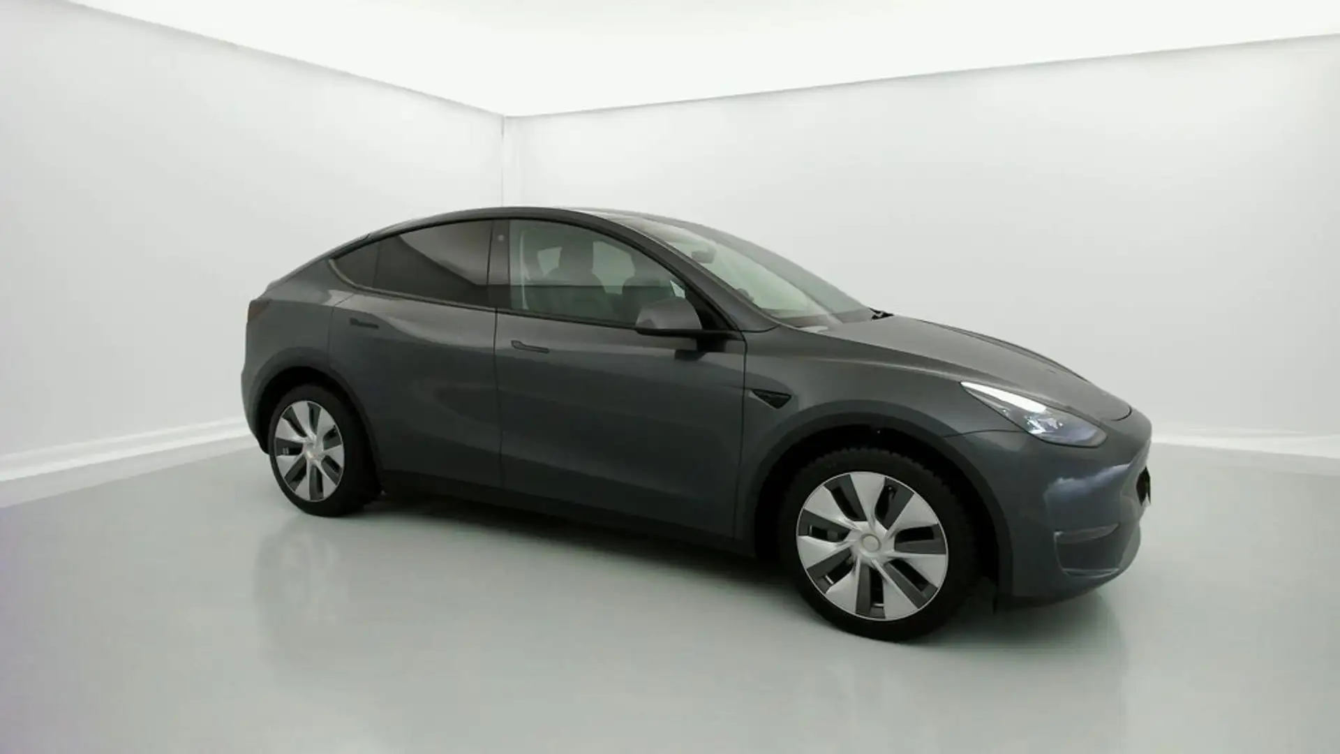 Tesla Model Y Gran Autonomía 4WD Plateado - 2