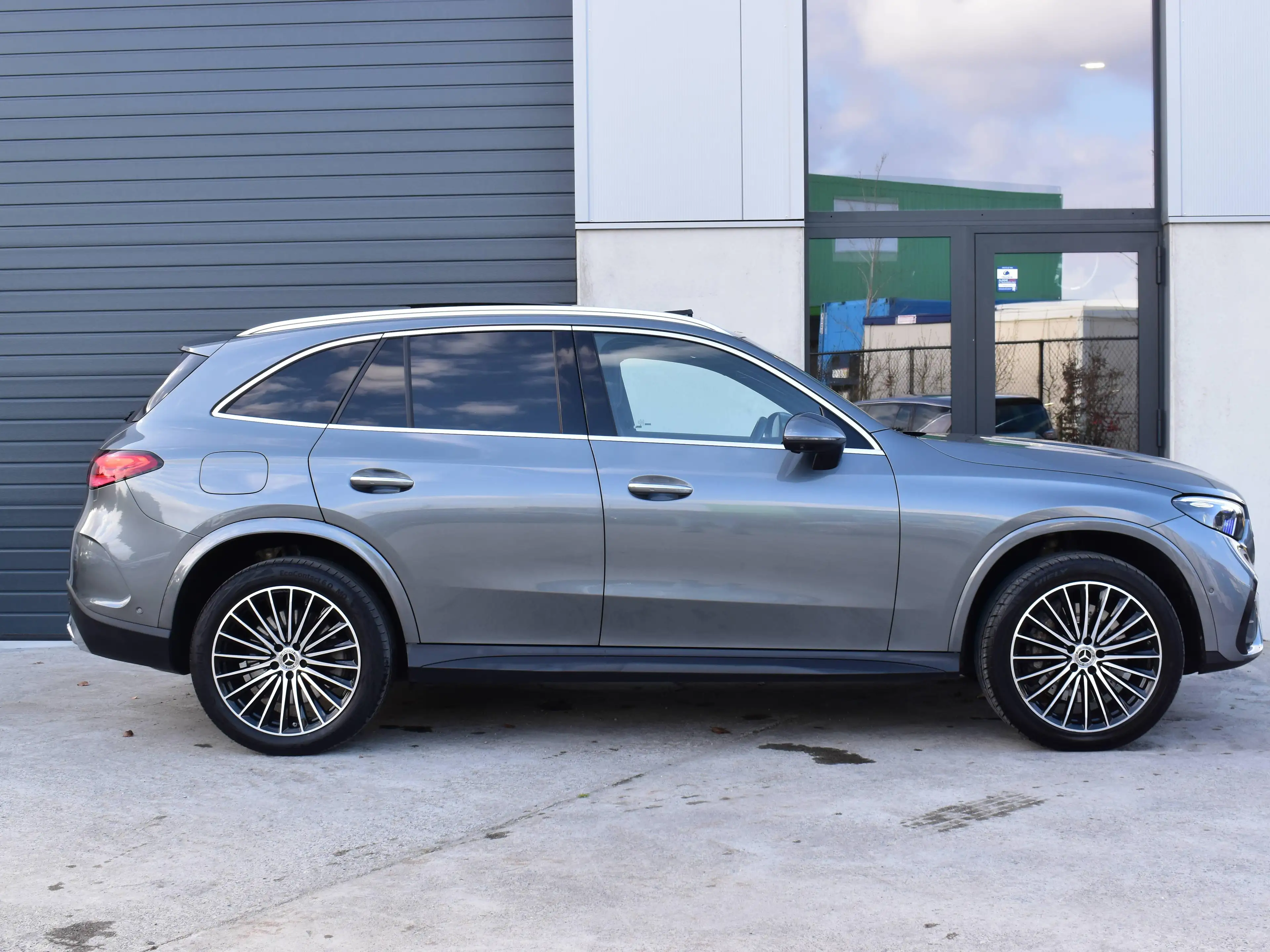 Mercedes-Benz GLC 300 de 4-Matic AMG *Pano* 41.239€ Netto — photo 4