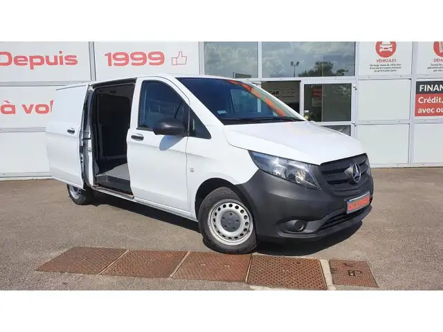 Mercedes-Benz Vito view 6
