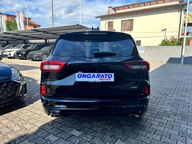 Ford Kuga view 4