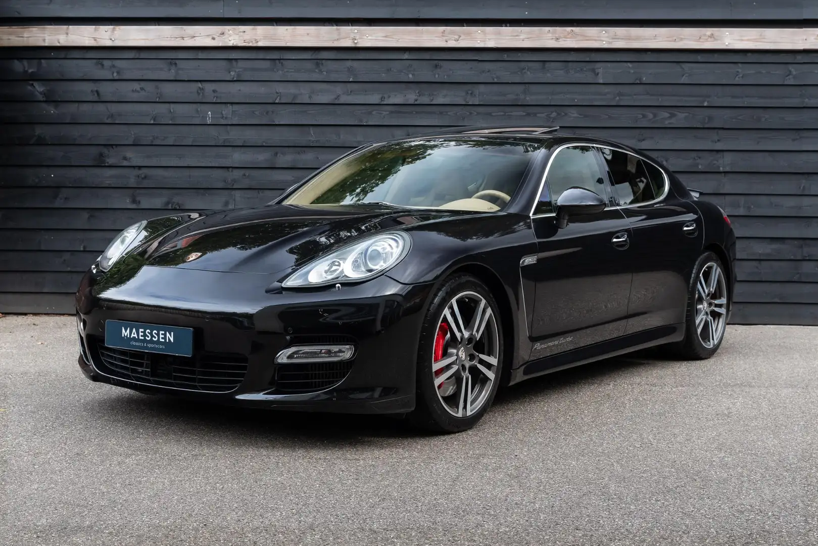 Porsche Panamera 4.8 Turbo Youngtimer - Full Options - 1st Paint Nero - 1