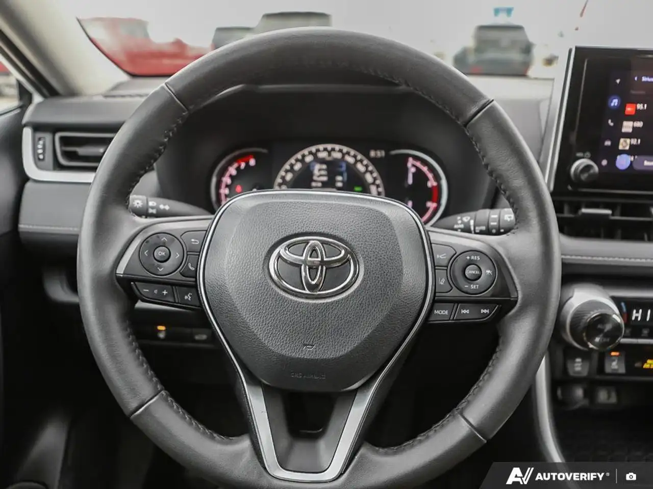 Toyota RAV 4 снимка Toyota RAV 4